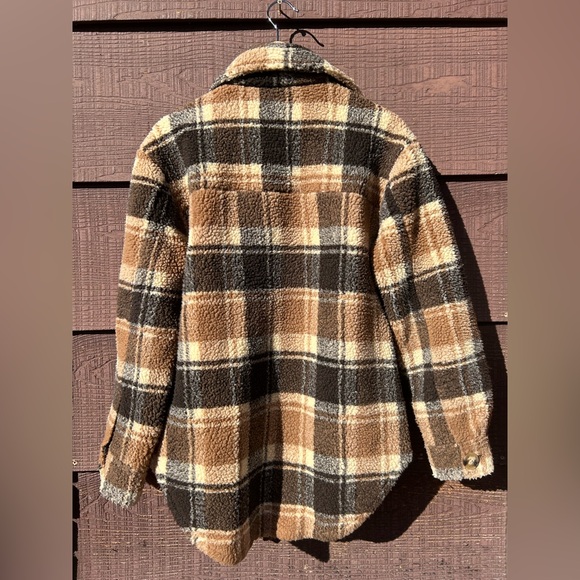 NWOT Buffalo Sherpa Shacket - Picture 9 of 11